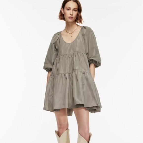 Aritzia Dresses & Skirts - Aritzia Wilfred  Fantasy Babydoll Dress Pistachio Green Puff Sleeve